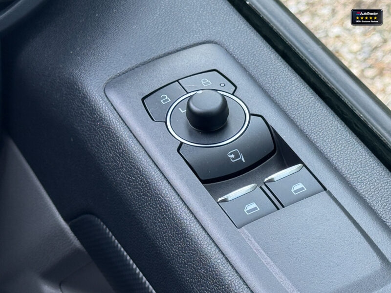 Used Ford Transit Custom 2024 for sale - 77042196: Photo 19