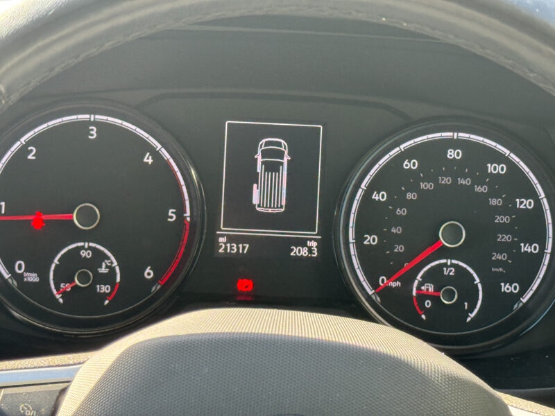 Used Volkswagen Transporter 2021 for sale - 77679798: Photo 24