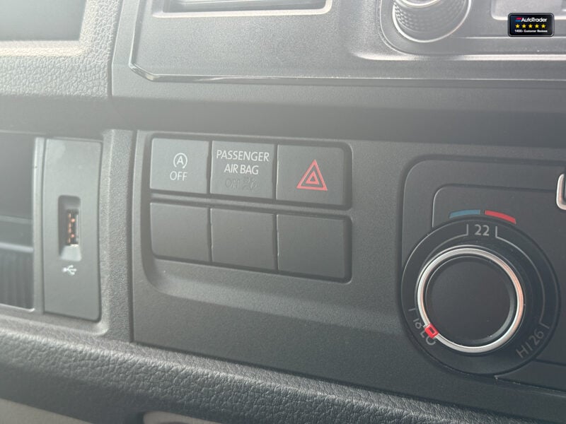 Used Volkswagen Transporter 2016 for sale - 77042195: Photo 28