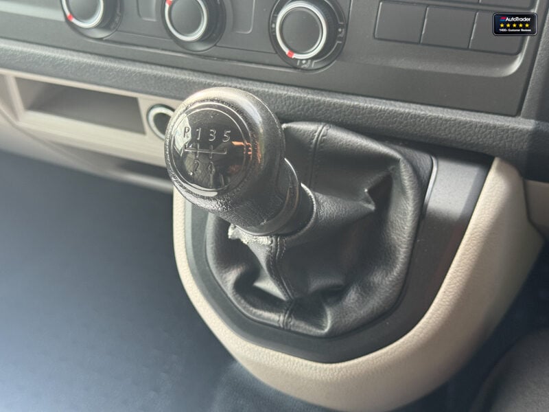 Used Volkswagen Transporter 2016 for sale - 77042195: Photo 29