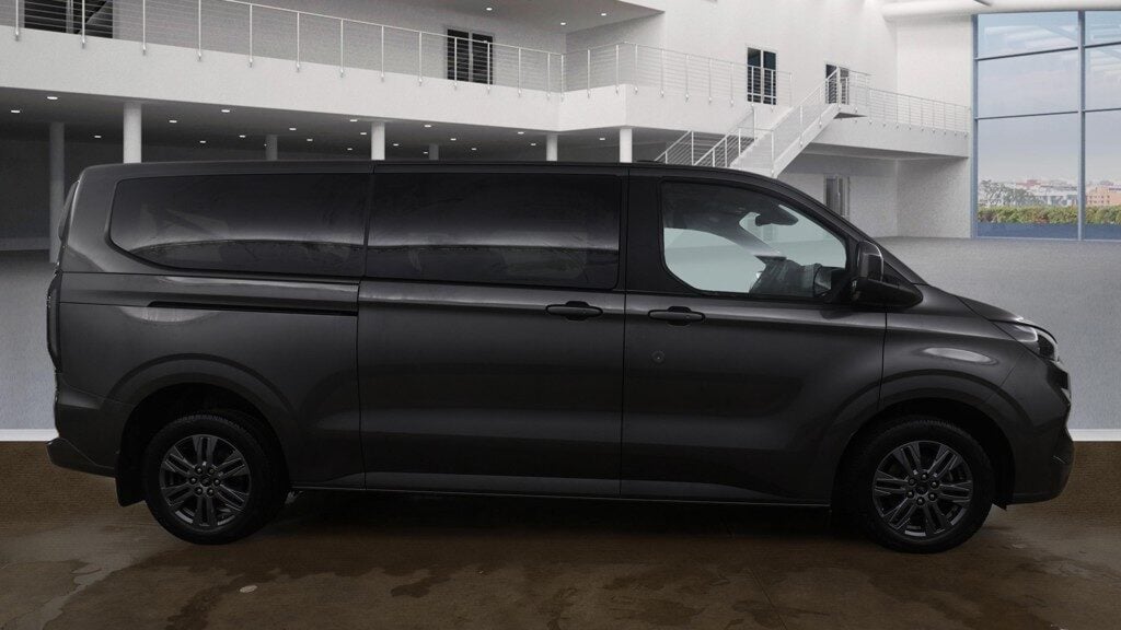 Used Ford Tourneo Custom 2024 for sale - 77666038: Photo 4