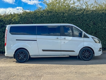 Used Ford Tourneo Custom 2019 for sale - 77818158: Photo