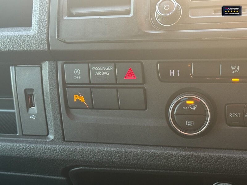 Used Volkswagen Transporter Shuttle 2017 for sale - 77042217: Photo 22