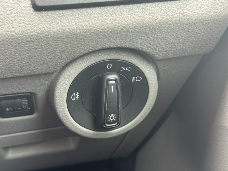 Used Volkswagen Transporter 2021 for sale - 77820371: Photo 24