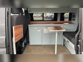 Used Volkswagen Transporter 2021 for sale - 77820371: Photo