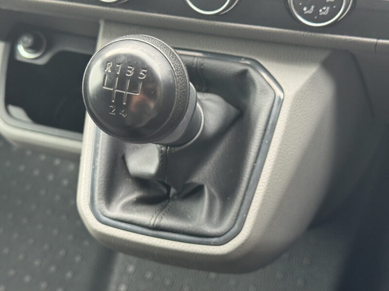 Used Volkswagen Transporter 2021 for sale - 77820371: Photo 33