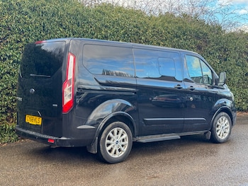 Used Ford Tourneo Custom 2018 for sale - 77282604: Photo