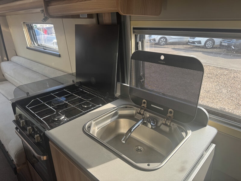 Used Fiat Doblo 2018 for sale - 77602131: Photo 10