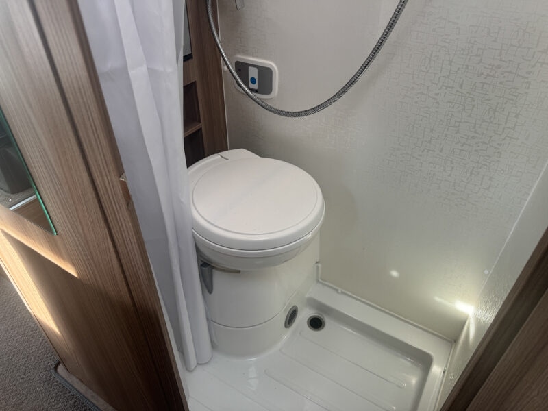 Used Fiat Doblo 2018 for sale - 77602131: Photo 16