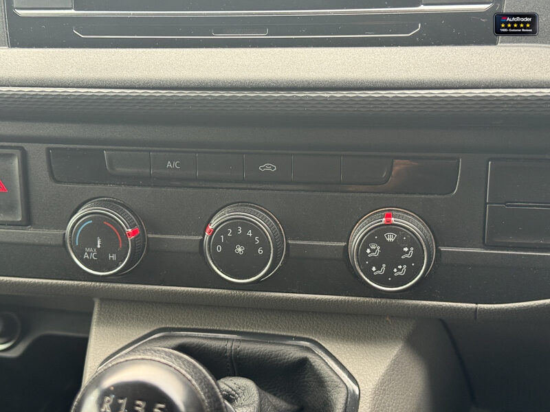 Used Volkswagen Transporter 2022 for sale - 77042208: Photo 31