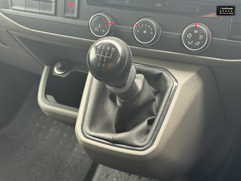 Used Volkswagen Transporter 2022 for sale - 77042208: Photo 32