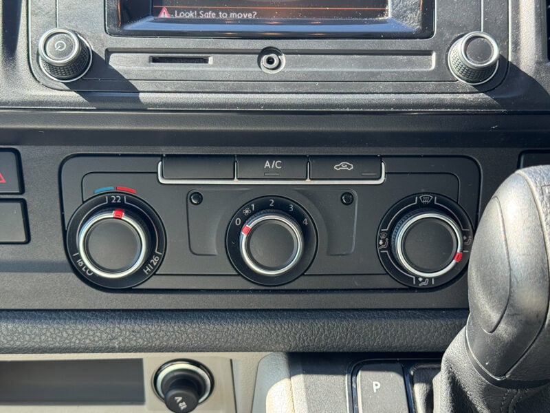 Used Volkswagen Transporter 2019 for sale - 78108286: Photo 29