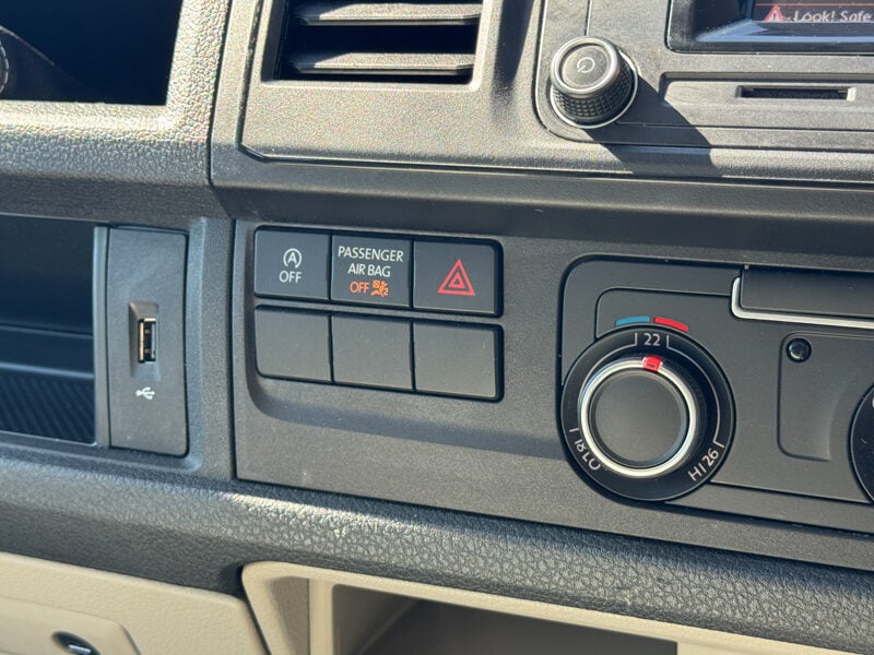 Used Volkswagen Transporter 2019 for sale - 78108286: Photo 30