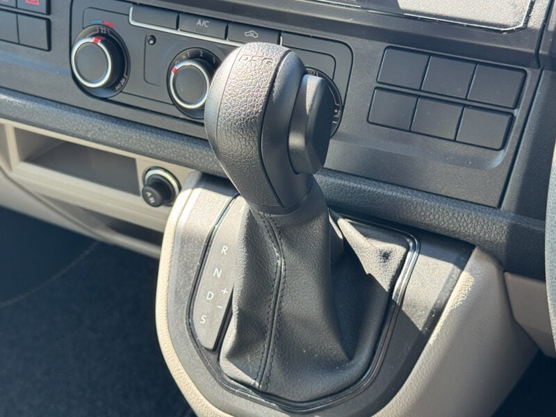 Used Volkswagen Transporter 2019 for sale - 78108286: Photo 31