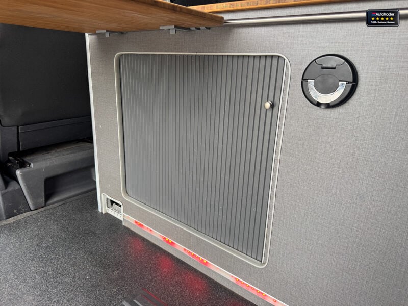 Used Volkswagen Transporter 2018 for sale - 77042177: Photo 11