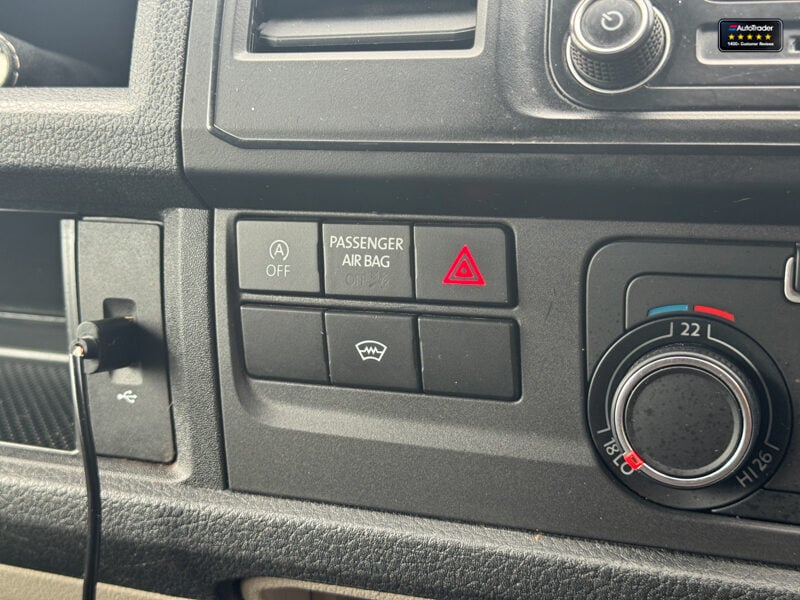 Used Volkswagen Transporter 2018 for sale - 77042177: Photo 25