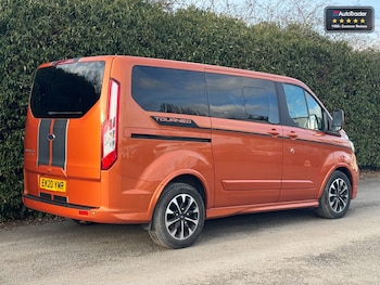 Used Ford Tourneo Custom 2020 for sale - 77282605: Photo