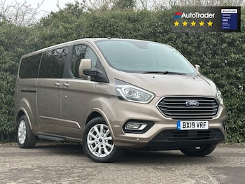 Used Ford Tourneo Custom 2019 for sale - 77042222: Photo
