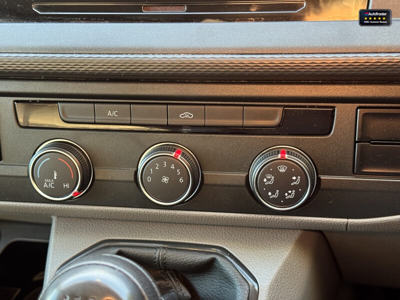 Used Volkswagen Transporter 2023 for sale - 77042215: Photo 35