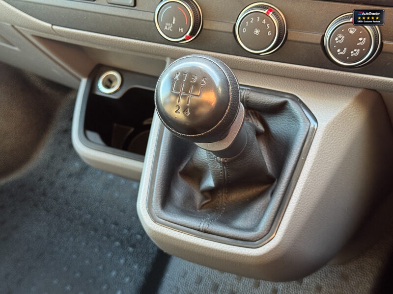 Used Volkswagen Transporter 2023 for sale - 77042215: Photo 36