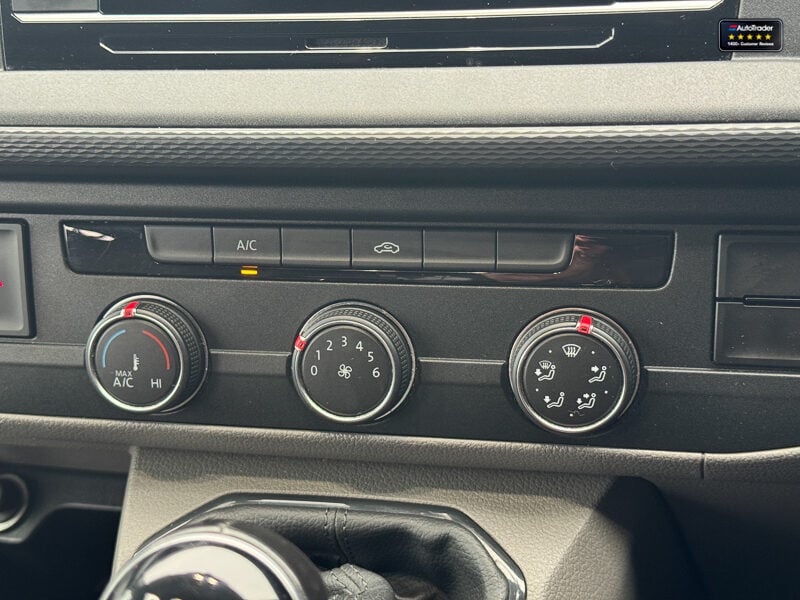 Used Volkswagen Transporter 2020 for sale - 77114295: Photo 32