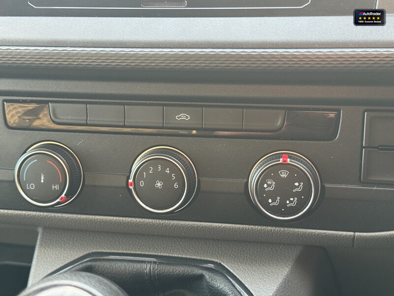 Used Volkswagen Transporter 2020 for sale - 77037239: Photo 29