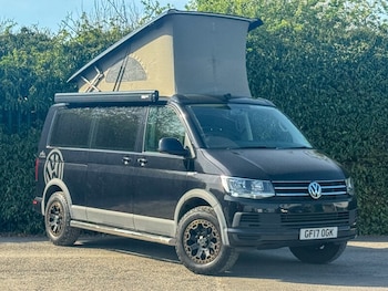 Used Volkswagen Transporter 2017 for sale - 77905715: Photo