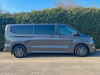Used Ford Tourneo Custom 2024 for sale - 77774574: Photo