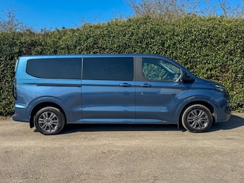 Used Ford Tourneo Custom 2024 for sale - 77818165: Photo