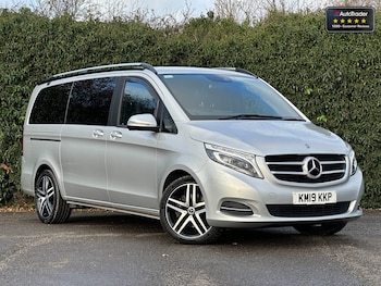 Used Mercedes-Benz V-Class 2019 for sale - 77042138: Photo