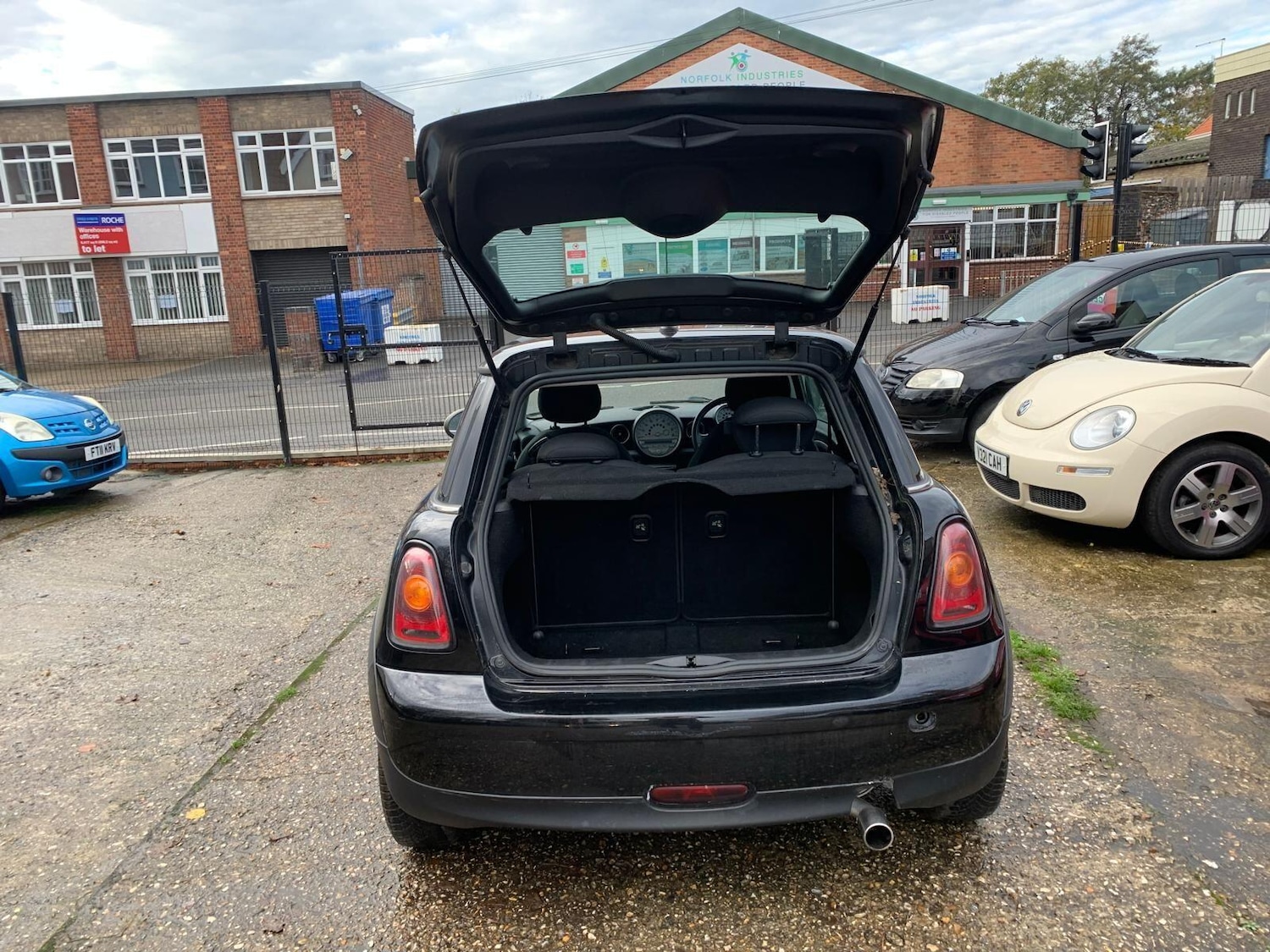 Used MINI Hatch 2010 for sale - 76994980: Photo 10