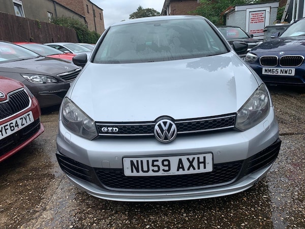 Used Volkswagen Golf 2009 for sale - 76001006: Photo 2