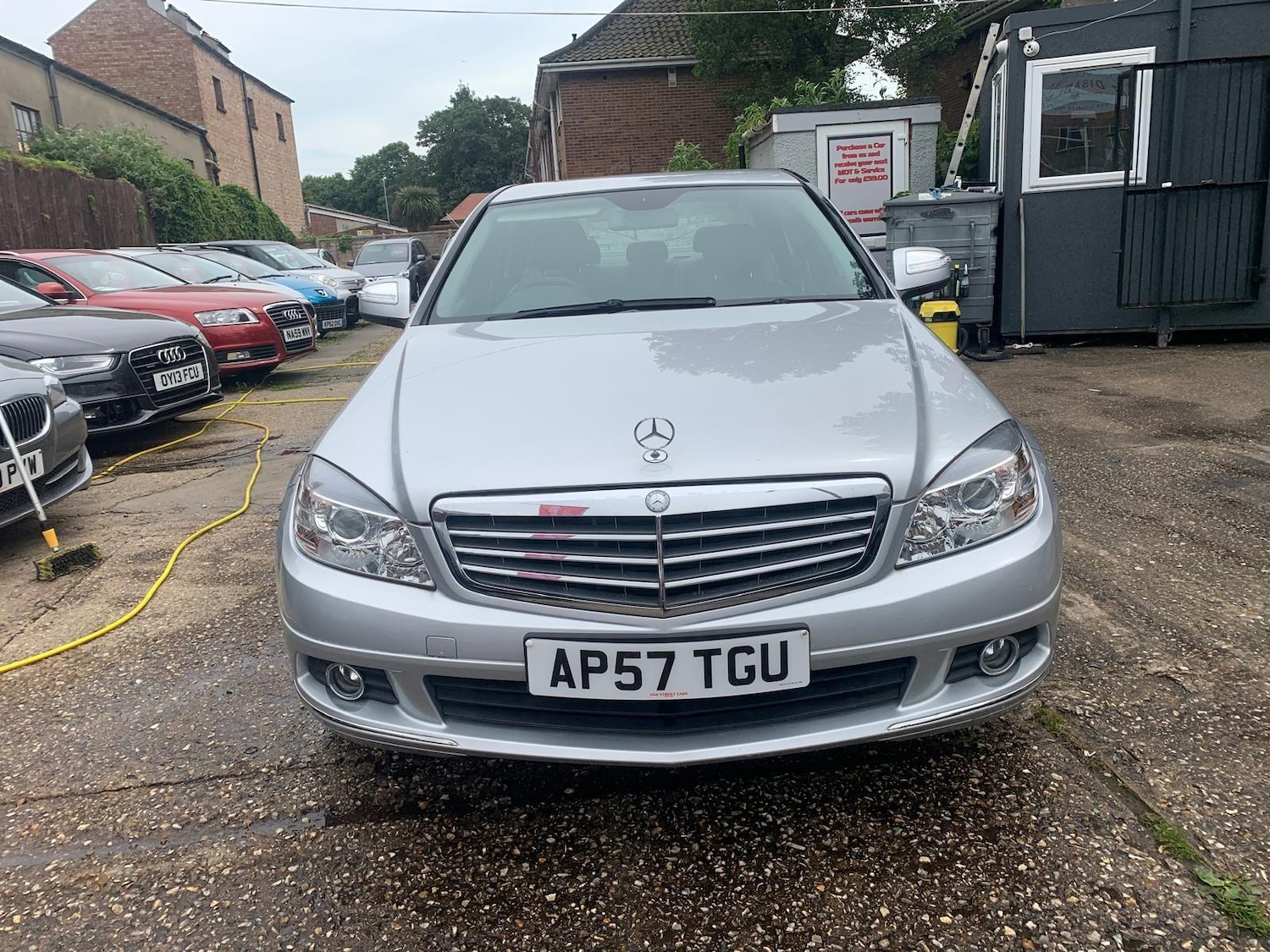 Used Mercedes-Benz C Class 2007 for sale - 76398356: Photo 2