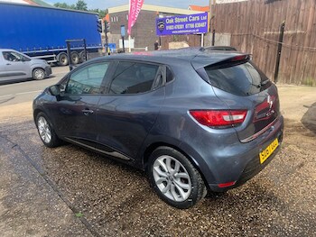 Used Renault Clio 2017 for sale - 75023689: Photo