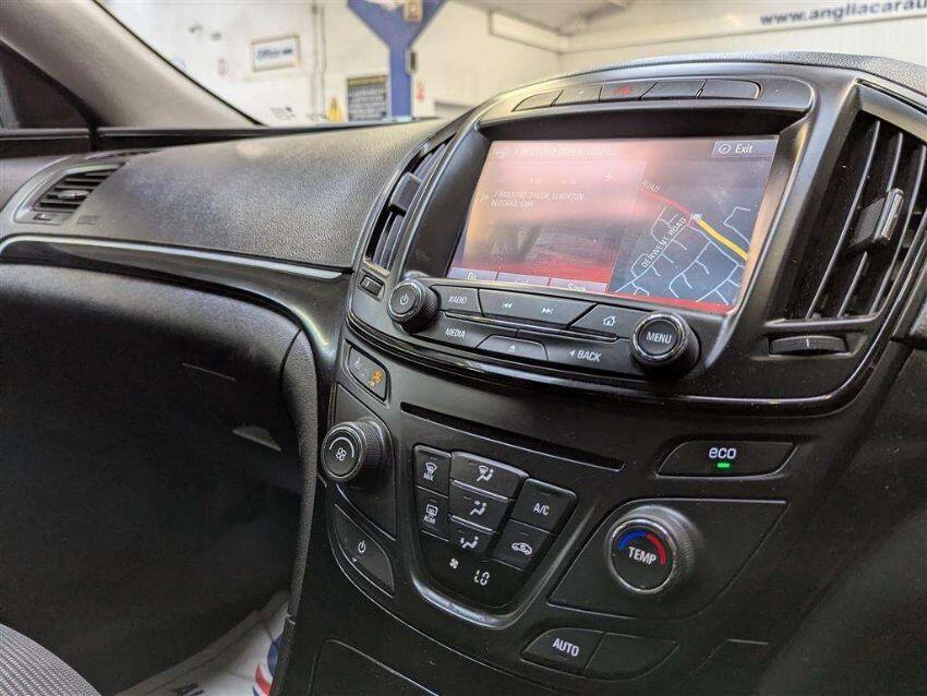 Used Vauxhall Insignia 2015 for sale - 76561200: Photo 9