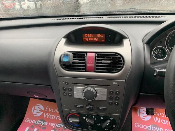 Used Vauxhall Tigra 2006 for sale - 76152748: Photo 11