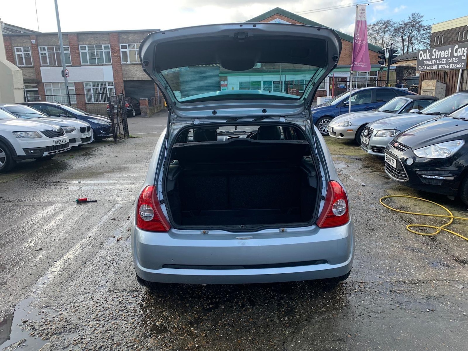 Used Renault Clio 2003 for sale - 76996051: Photo 15