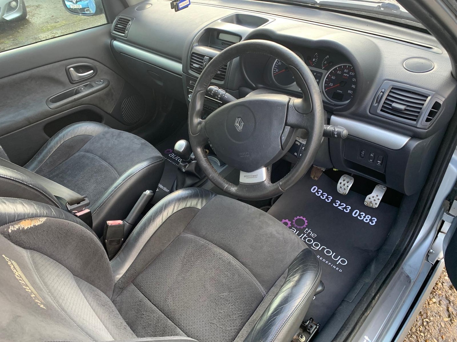 Used Renault Clio 2003 for sale - 76996051: Photo 8