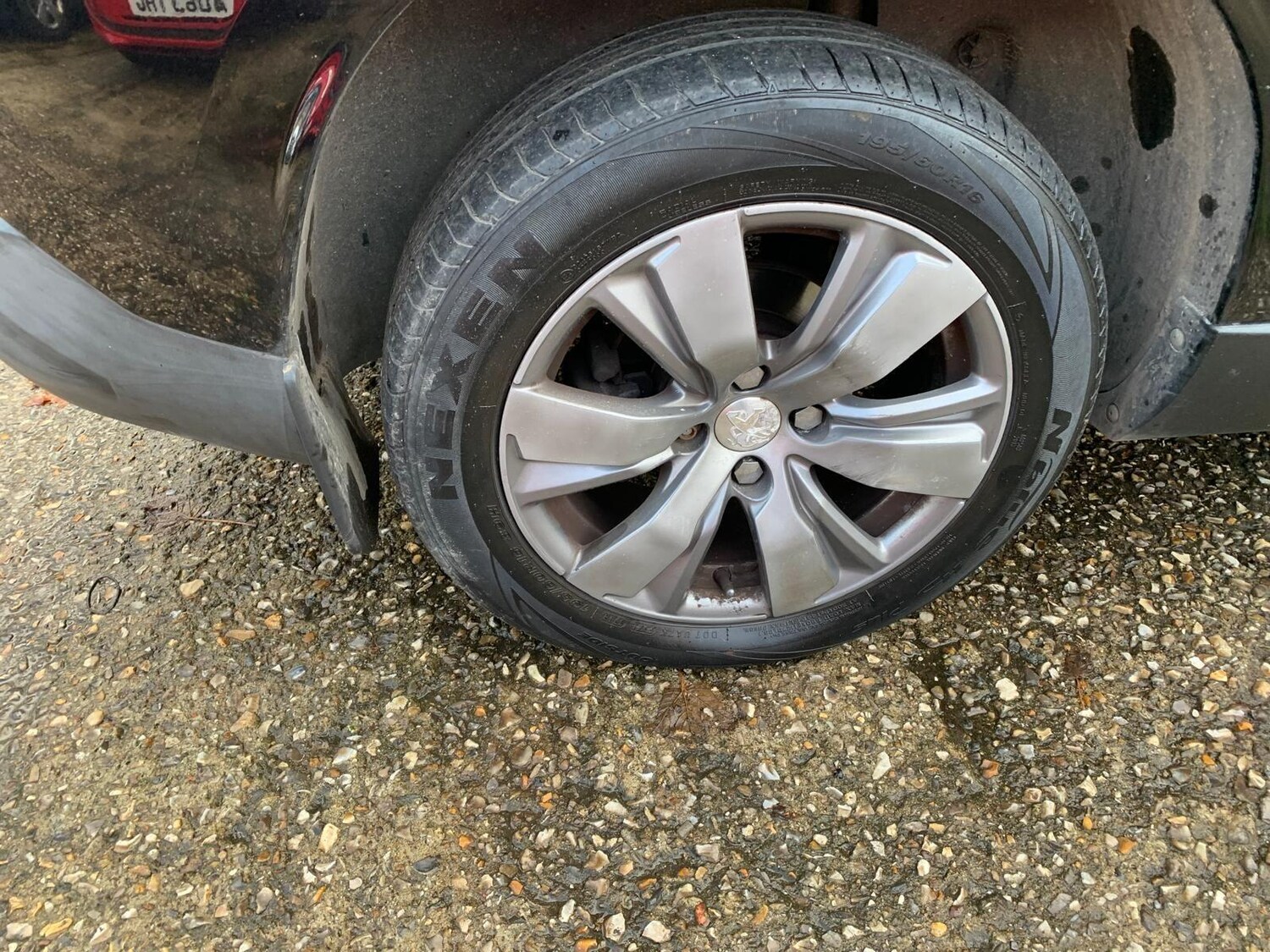 Used Peugeot 2008 2015 for sale - 76512313: Photo 11