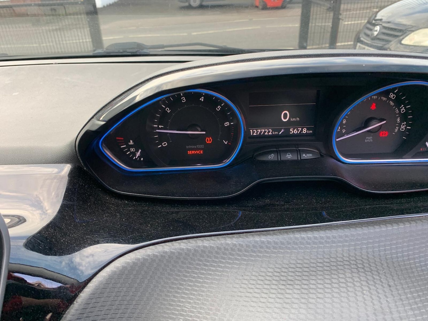 Used Peugeot 2008 2015 for sale - 76512313: Photo 13