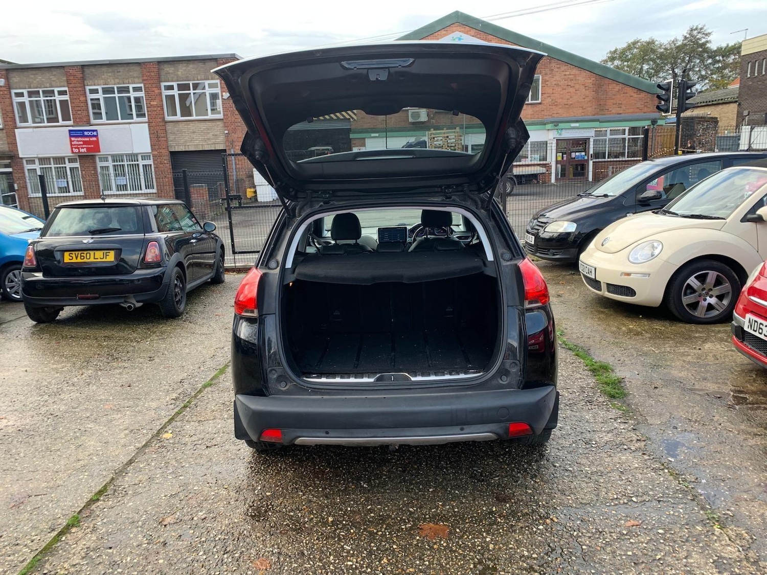 Used Peugeot 2008 2015 for sale - 76512313: Photo 14