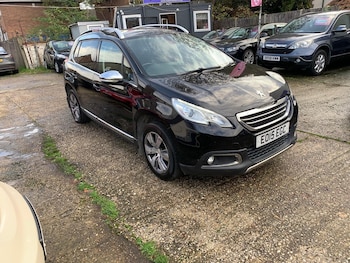 Used Peugeot 2008 2015 for sale - 76512313: Photo