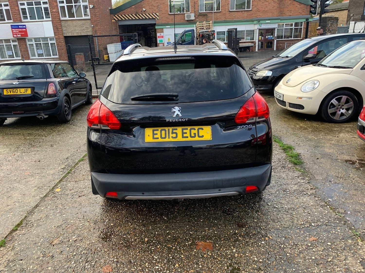 Used Peugeot 2008 2015 for sale - 76512313: Photo 5