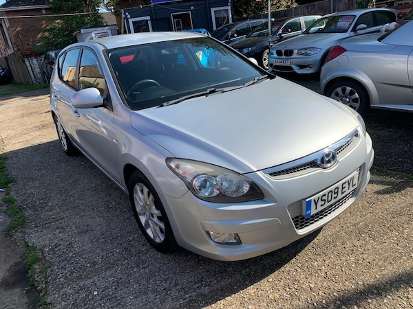 Used Hyundai i30 2009 for sale - 76215385: Photo 3