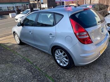 Used Hyundai i30 2009 for sale - 76215385: Photo 4