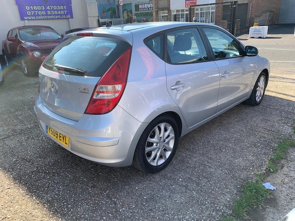 Used Hyundai i30 2009 for sale - 76215385: Photo 6