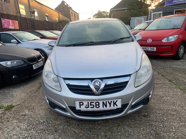 Used Vauxhall Corsa 2008 for sale - 75991024: Photo 2
