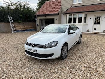 Volkswagen - Golf