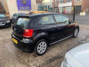 Used Volkswagen Polo 2010 for sale - 79677129: Photo