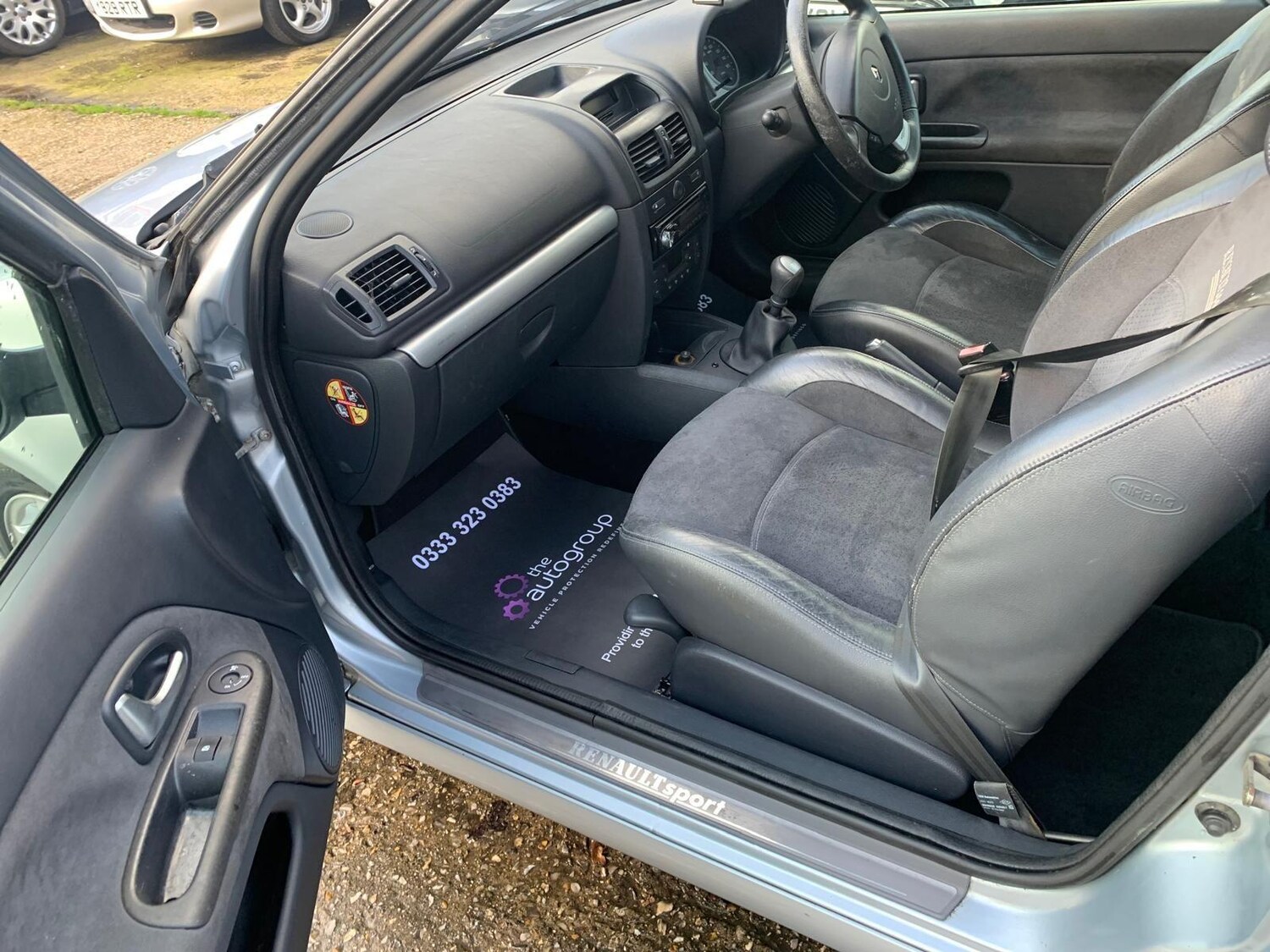 Used Renault Clio 2003 for sale - 76247819: Photo 16